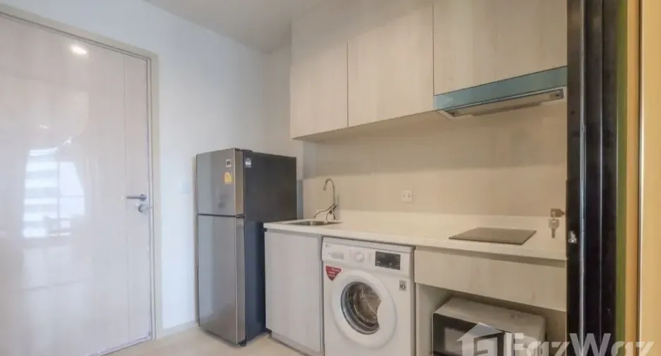 For rent 1 bed condo in Pathum Wan, Bangkok