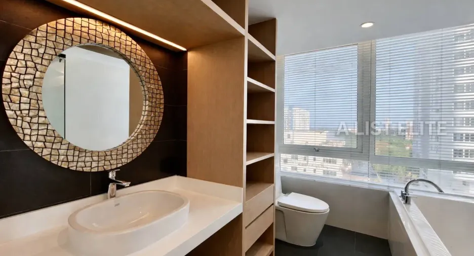 For rent 3 bedrooms condo in Hua Hin, Prachuap Khiri Khan