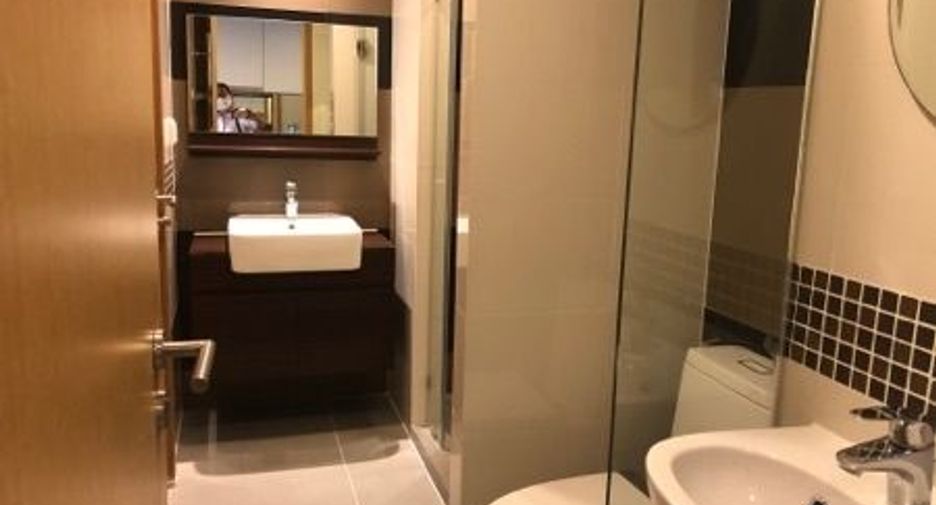 For sale 1 bed condo in Watthana, Bangkok