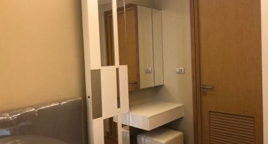 For sale 1 bed condo in Watthana, Bangkok