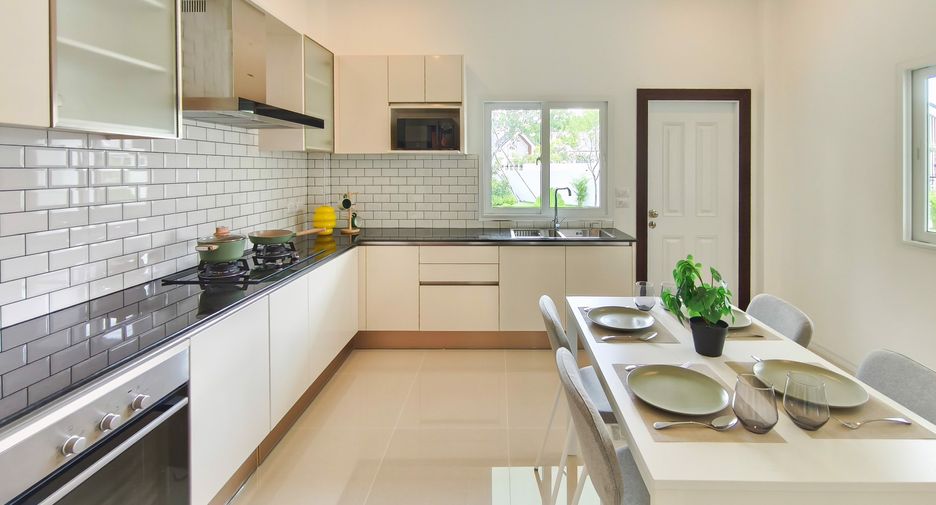 Haus zum Kauf mit 3 Zimmer in Bang Lamung, Chonburi