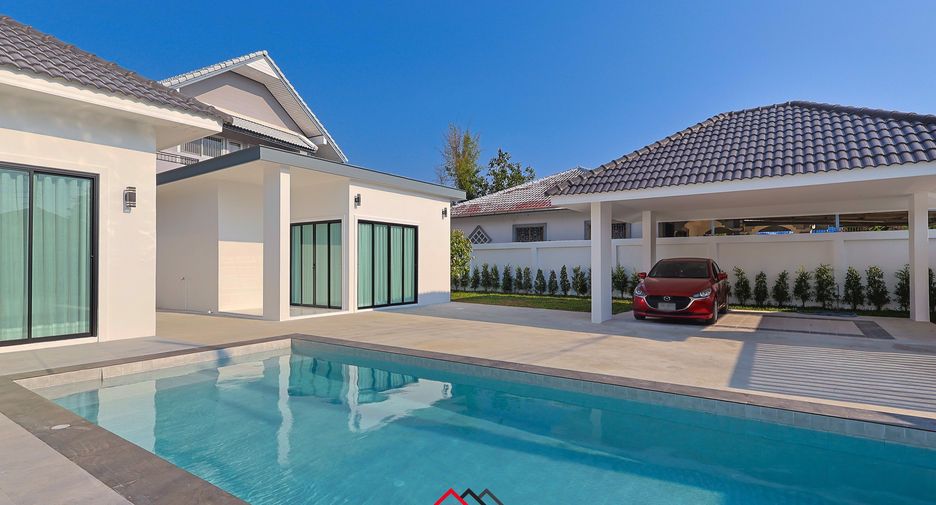 Casa en venta de 4 habitaciones en Bang Lamung, Chonburi