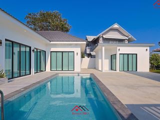 Casa en venta de 4 habitaciones en Bang Lamung, Chonburi