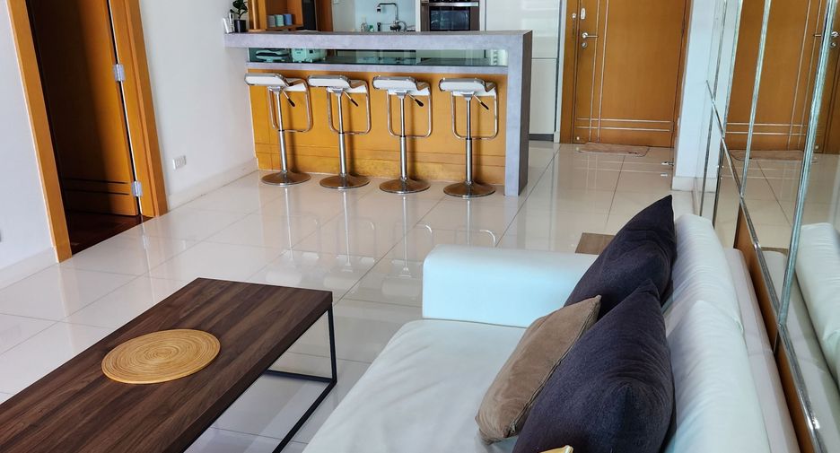 Condo en alquiler de 2 habitaciones en Bang Lamung, Chonburi