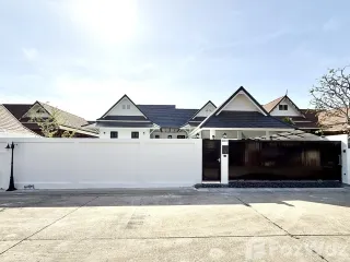 À vendre 3 chambres villa à Bang Lamung, Chonburi