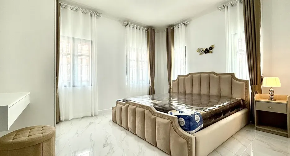 À vendre 3 chambres villa à Bang Lamung, Chonburi