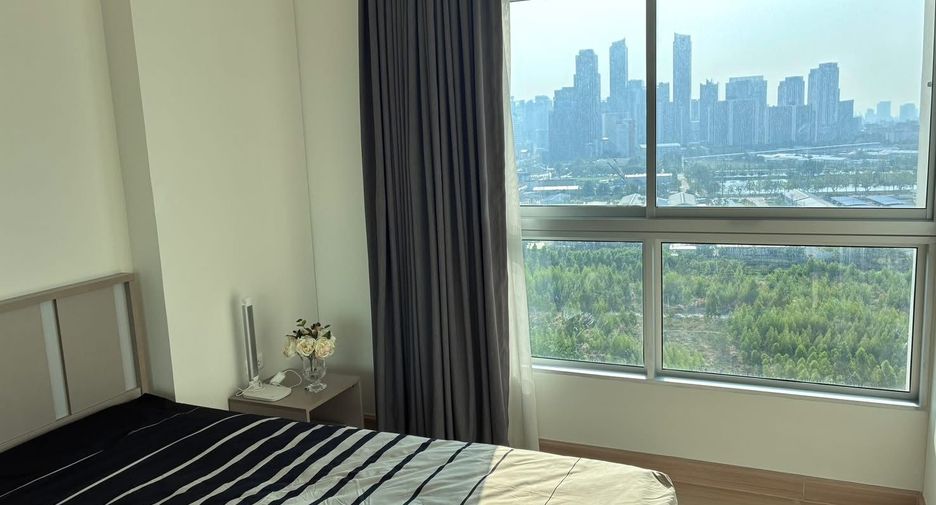 Condo en alquiler de 2 habitaciones en Huai Khwang, Bangkok