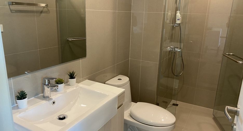 For sale 2 bedrooms condo in Watthana, Bangkok
