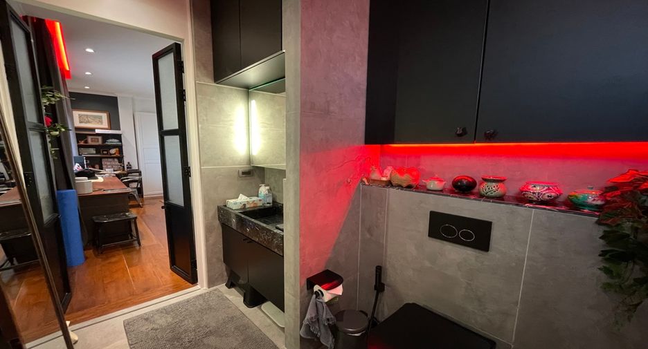 出售 3 卧室 独立屋 在 Watthana, 曼谷