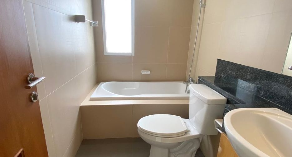 Condo en venta de 2 habitaciones en Watthana, Bangkok