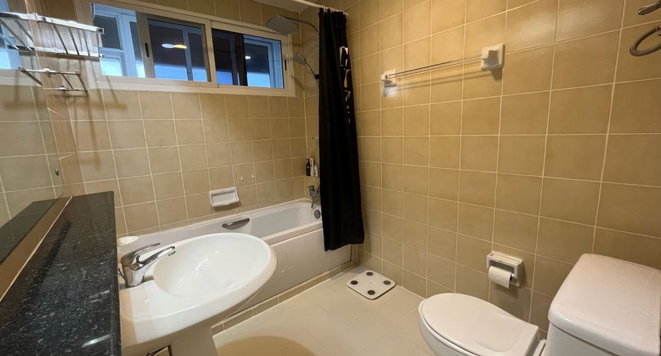 Condo en venta de 2 habitaciones en Khlong Toei, Bangkok