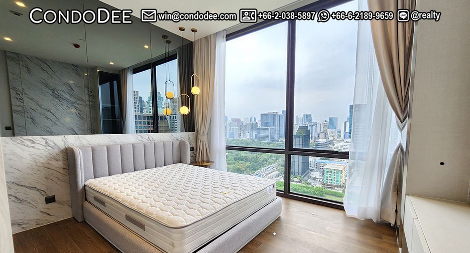 For sale 2 bedrooms condo in Pathum Wan, Bangkok