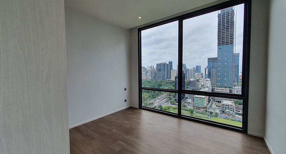 For sale 2 bedrooms condo in Pathum Wan, Bangkok