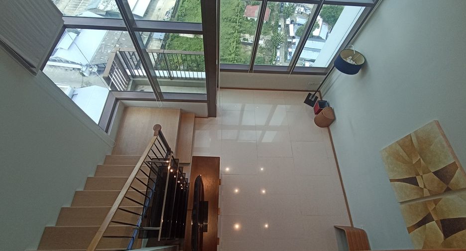 À vendre 1 chambre condo à Khlong Toei, Bangkok