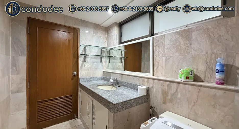 À vendre 2 chambres condo à Watthana, Bangkok