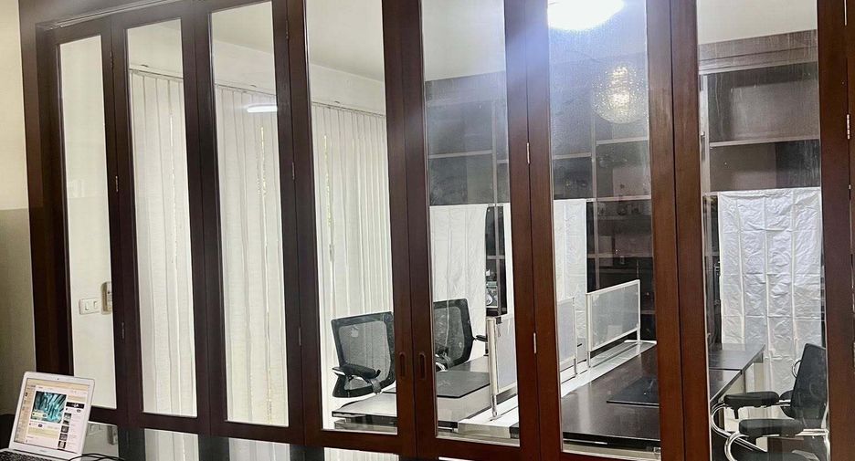 For sale and for rent 3 bedrooms house in Prawet, Bangkok