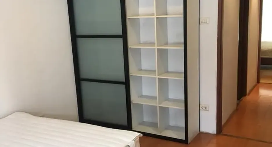 For rent 2 bedrooms townhouse in Bang Na, Bangkok