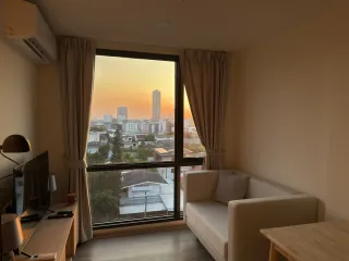 À louer 1 chambre condo à Phra Khanong, Bangkok