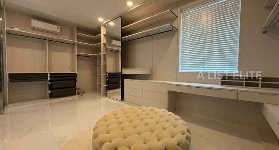 For rent 5 bedrooms house in Bang Lamung, Chonburi