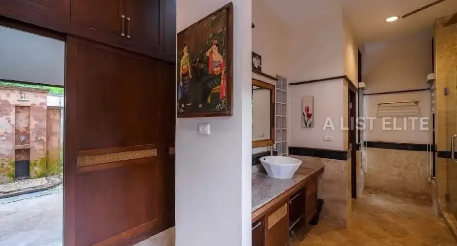 For rent 4 bedrooms house in Bang Lamung, Chonburi