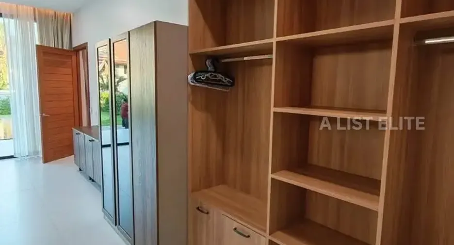 For rent 5 bedrooms house in Bang Lamung, Chonburi