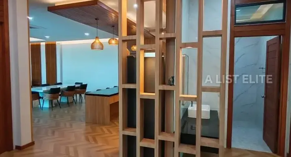 For rent 5 bedrooms house in Bang Lamung, Chonburi