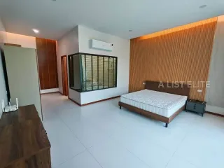 À louer 5 chambres maison à Bang Lamung, Chonburi