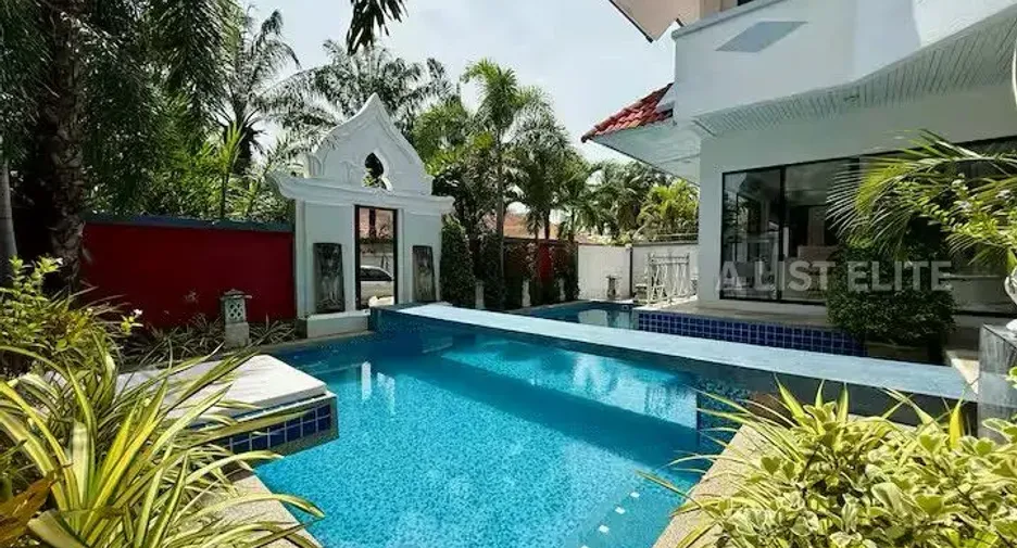 Haus zur Miete mit 4 Zimmer in Bang Lamung, Chonburi