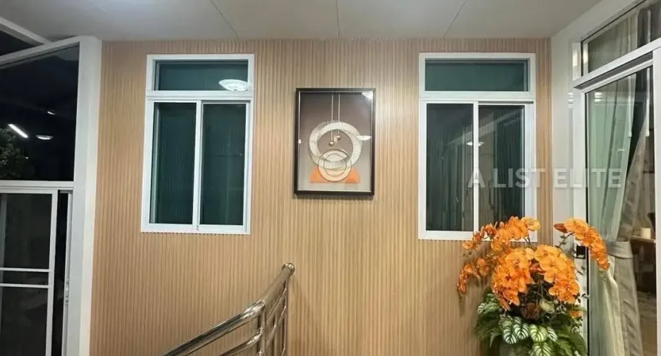 À louer 6 chambres maison à Bang Lamung, Chonburi