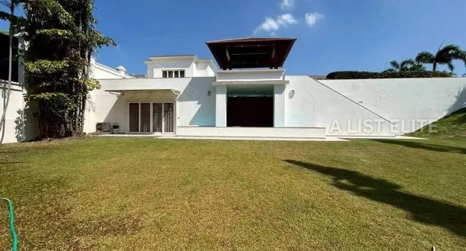 For rent 4 bedrooms house in Bang Lamung, Chonburi