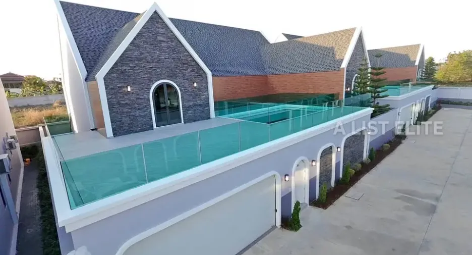 For rent 5 bedrooms house in Bang Lamung, Chonburi
