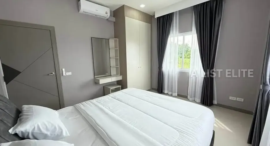 For rent 5 bedrooms house in Bang Lamung, Chonburi