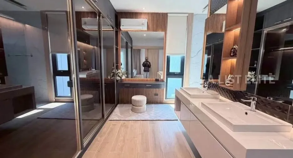 For rent 4 bedrooms house in Bang Lamung, Chonburi