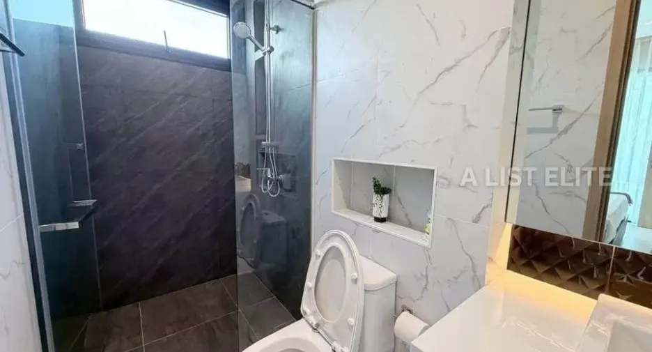 For rent 4 bedrooms house in Bang Lamung, Chonburi