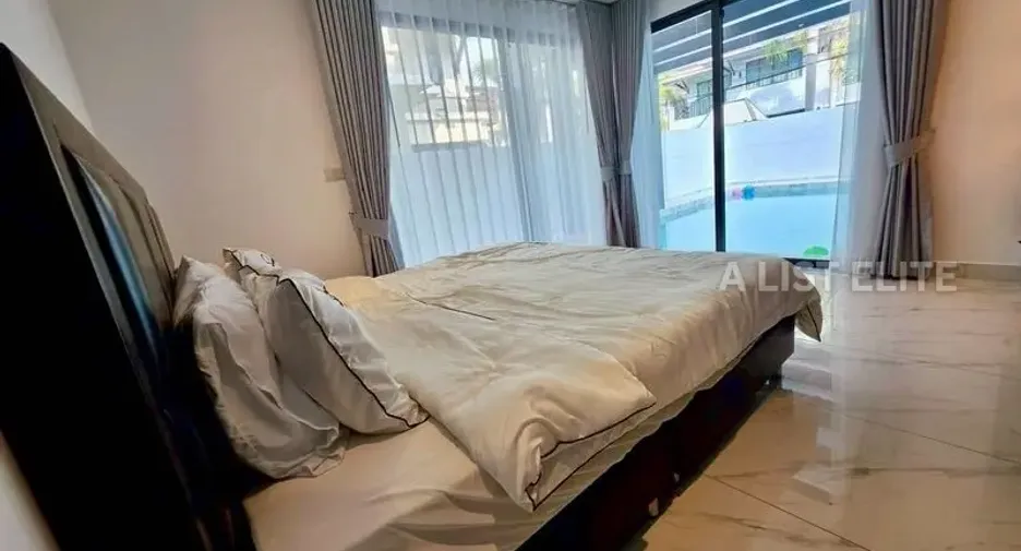 For rent 5 bedrooms house in Bang Lamung, Chonburi
