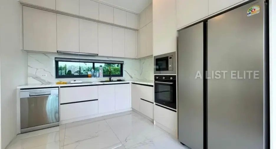 For rent 5 bedrooms house in Bang Lamung, Chonburi
