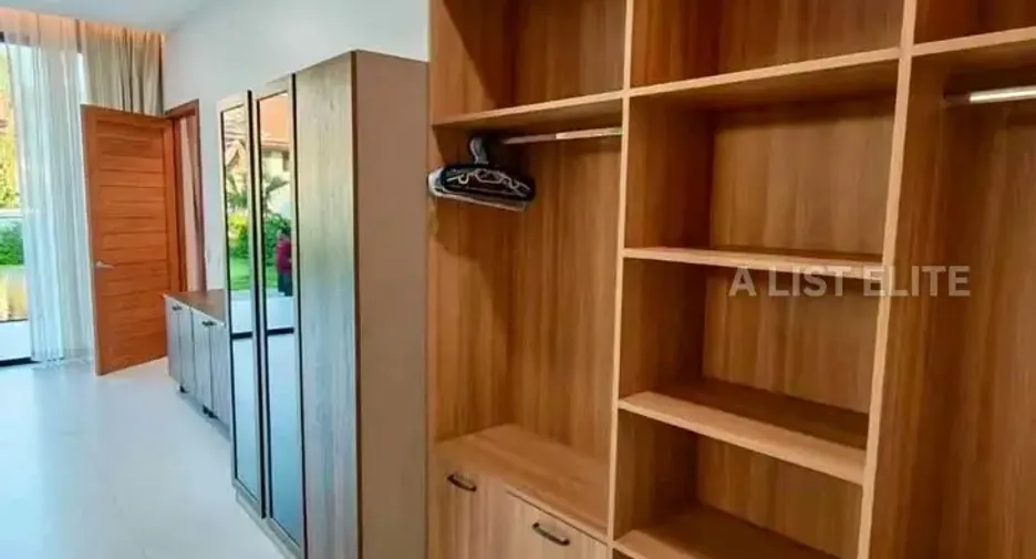 À louer 5 chambres maison à Bang Lamung, Chonburi