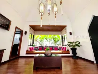 À louer 5 chambres maison à Bang Lamung, Chonburi