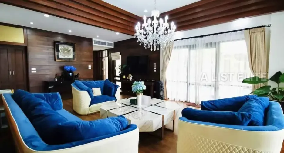 For rent 5 bedrooms house in Bang Lamung, Chonburi