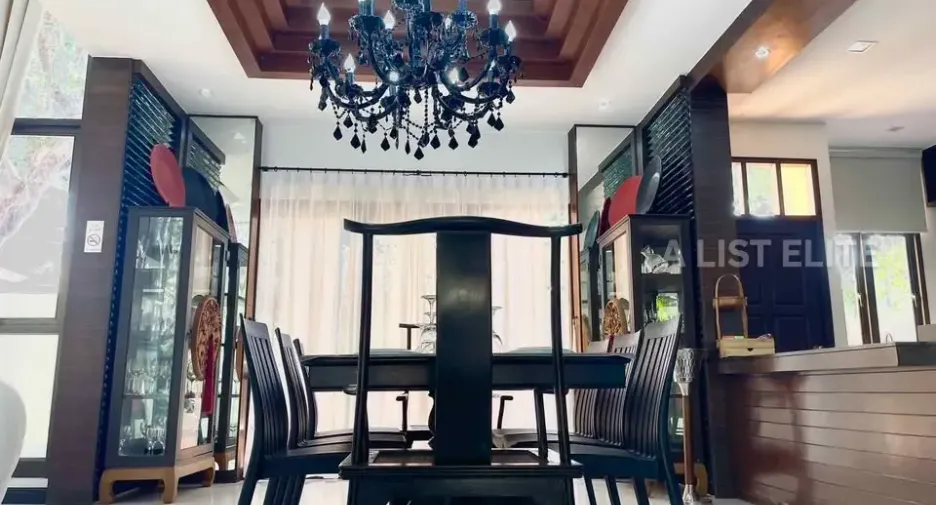 For rent 5 bedrooms house in Bang Lamung, Chonburi