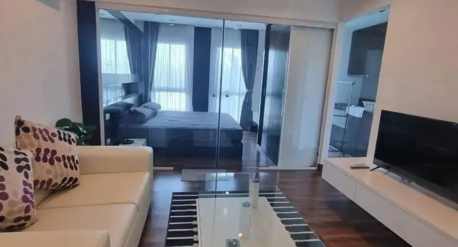 For rent 1 bed condo in Khan Na Yao, Bangkok