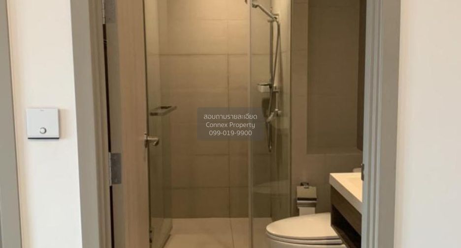 For rent 2 bedrooms condo in Bang Na, Bangkok