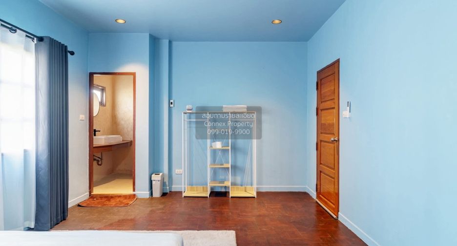 For rent 5 ベッドルーム townhouse in Watthana, Bangkok