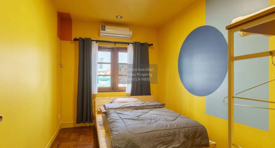 For rent 5 ベッドルーム townhouse in Watthana, Bangkok
