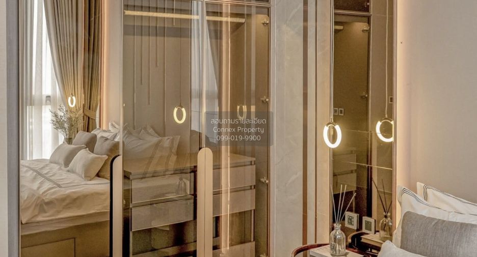 For rent 2 bedrooms condo in Sathon, Bangkok