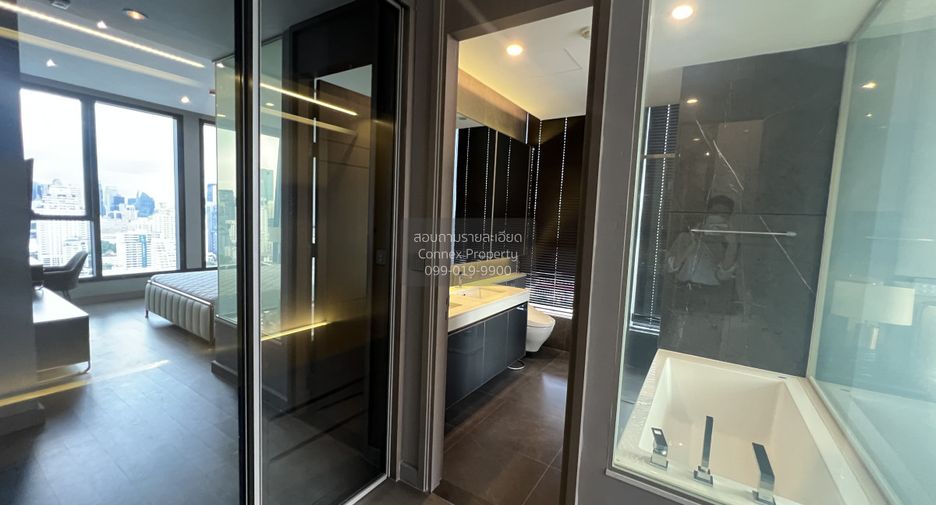 For rent 2 bedrooms condo in Watthana, Bangkok