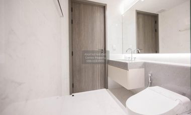 Condo en alquiler de 2 habitaciones en Pathum Wan, Bangkok