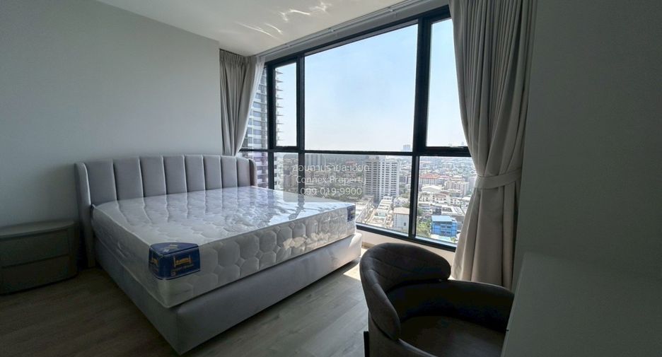 For rent 2 bedrooms condo in Sathon, Bangkok