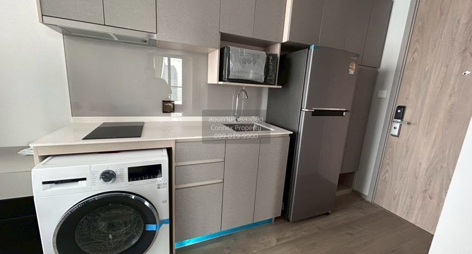 For rent 2 bedrooms condo in Sathon, Bangkok