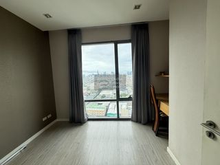For rent 2 bedrooms condo in Yan Nawa, Bangkok